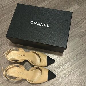 Chanel shoes size 37.5